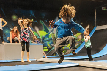 Trampoline pour enfants à Biganos - Big ' a ' Jump